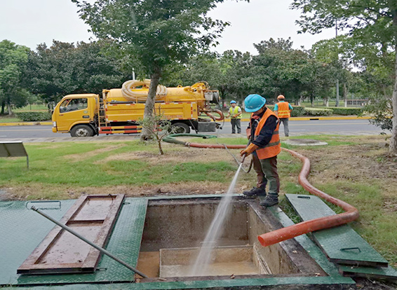 合山化油池清理